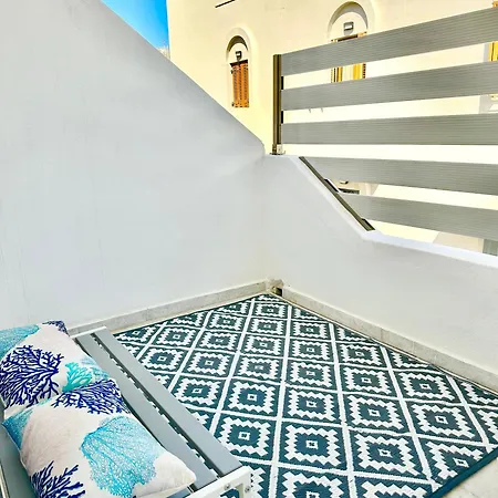 D & K Naxos Town * Naxos City