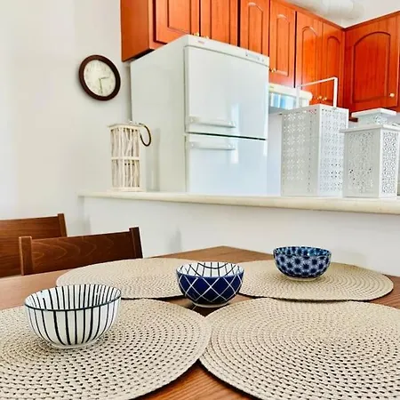 D & K Naxos Town * Naxos City