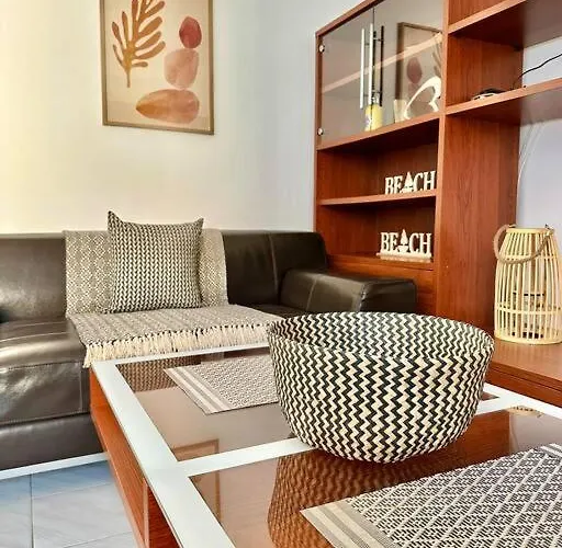 D & K Naxos Town بيت للعطل *