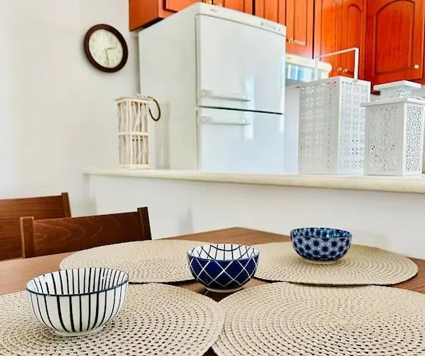 D & K Naxos Town * Naxos City